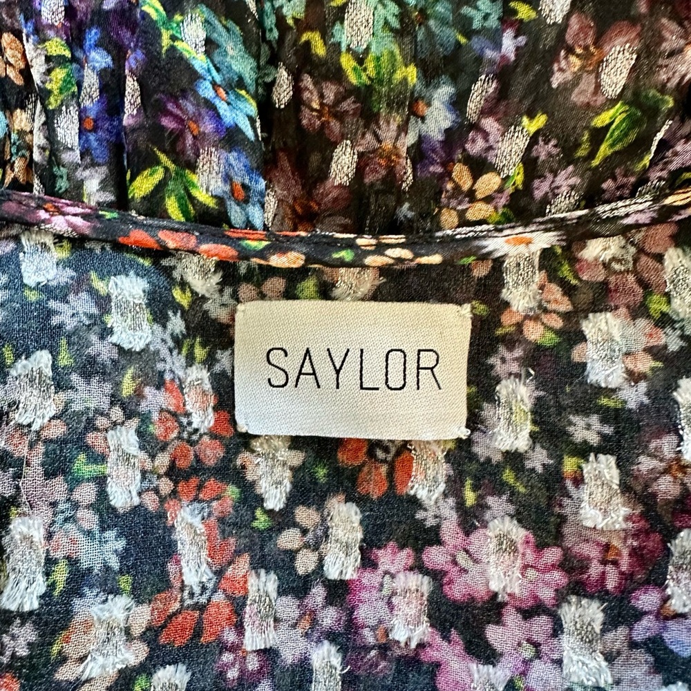 Saylor NYC Floral Ruffle Top - Picture 7 of 9